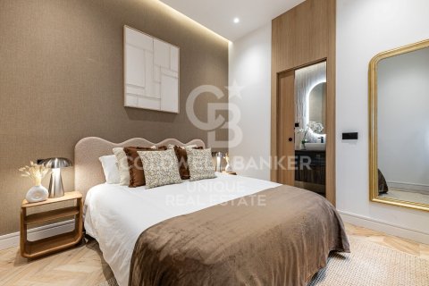 Dzīvoklis pārdošanā Madrid, Spānijā 3 istabas, 137 m2 Nr. 156952 - attēls 12