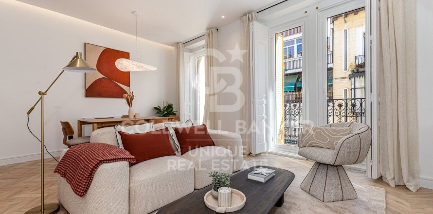 Apartamento en Madrid, España 3 dormitorios, 137 m2 No. 156952
