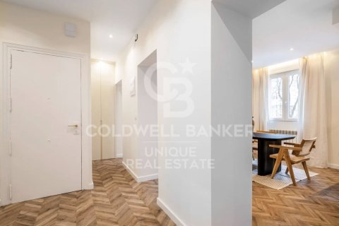 Lägenhet till salu i Madrid, Spanien 3 sovrum, 110 kvm. Nr. 156957 - foto 17