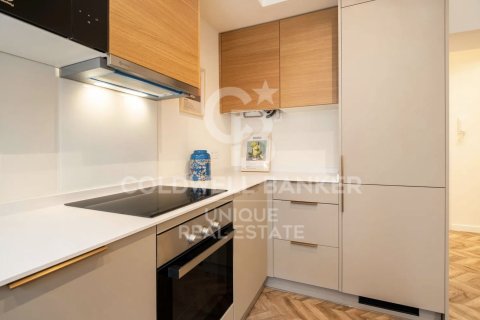 Lägenhet till salu i Madrid, Spanien 3 sovrum, 110 kvm. Nr. 156957 - foto 14