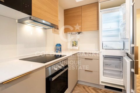 Lägenhet till salu i Madrid, Spanien 3 sovrum, 110 kvm. Nr. 156957 - foto 15