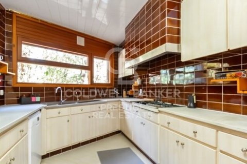 House for sale in Sant Andreu de Llavaneres, Barcelona, Spain 7 bedrooms, 725 sq.m. No. 156955 - photo 14