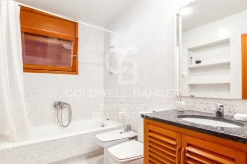Dom w Sant Andreu de Llavaneres, Barcelona, Hiszpania 7 sypialni, 725 mkw. nr 156955 – zdjęcie 28