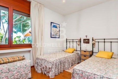 Dom w Sant Andreu de Llavaneres, Barcelona, Hiszpania 7 sypialni, 725 mkw. nr 156955 – zdjęcie 21