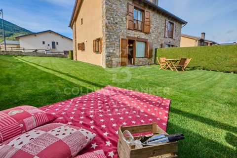 Talo Espanja 3 makuuhuonetta, 115 m2 No. 156953