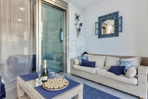 Villa for sale Adeje, Tenerife, Spain 3 bedrooms, 221 sq.m. No. 111058 - photo 7