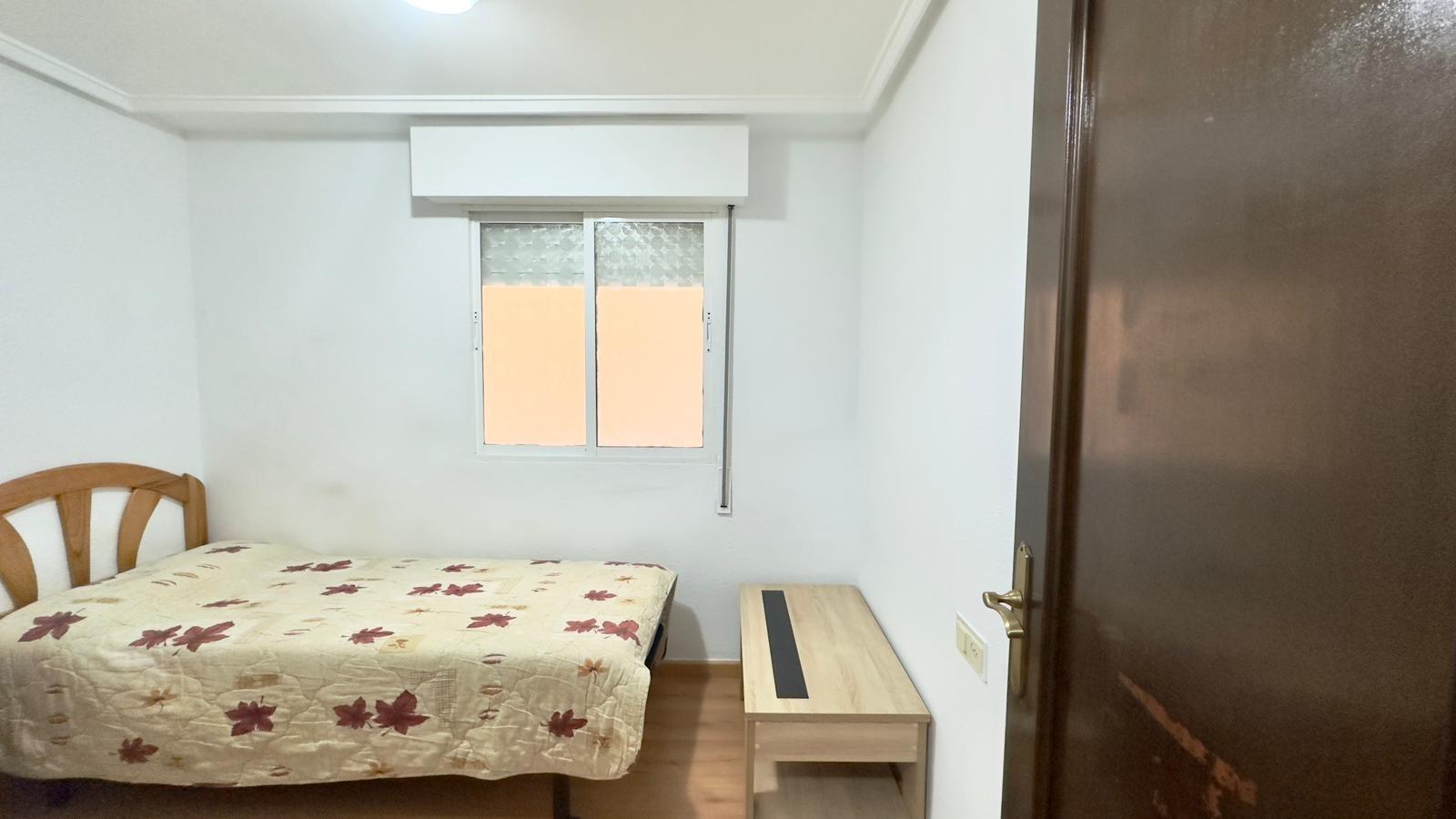 Appartamento a Torrevieja, Alicante, Spagna 2 camere da letto, 58 mq. N° 182932