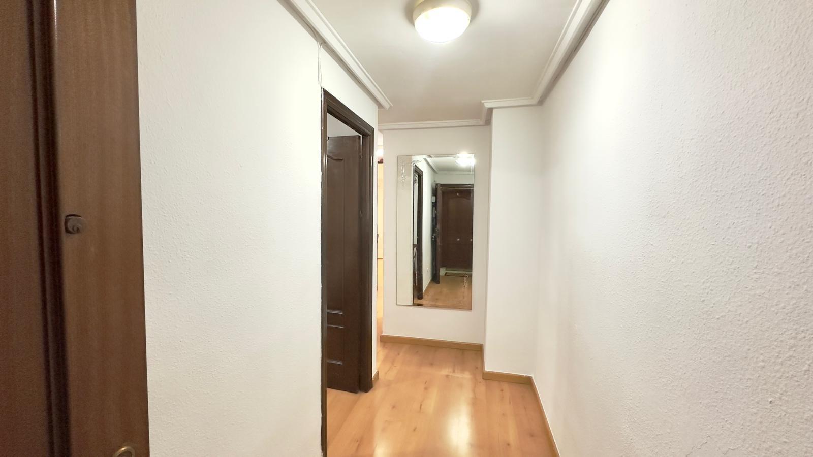 Appartamento a Torrevieja, Alicante, Spagna 2 camere da letto, 58 mq. N° 182932