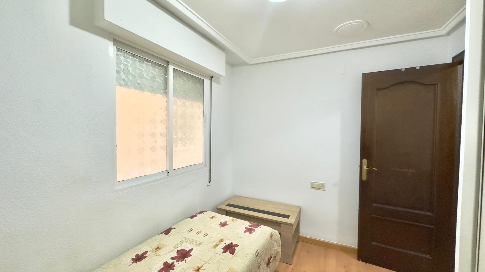 Appartamento a Torrevieja, Alicante, Spagna 2 camere da letto, 58 mq. N° 182932