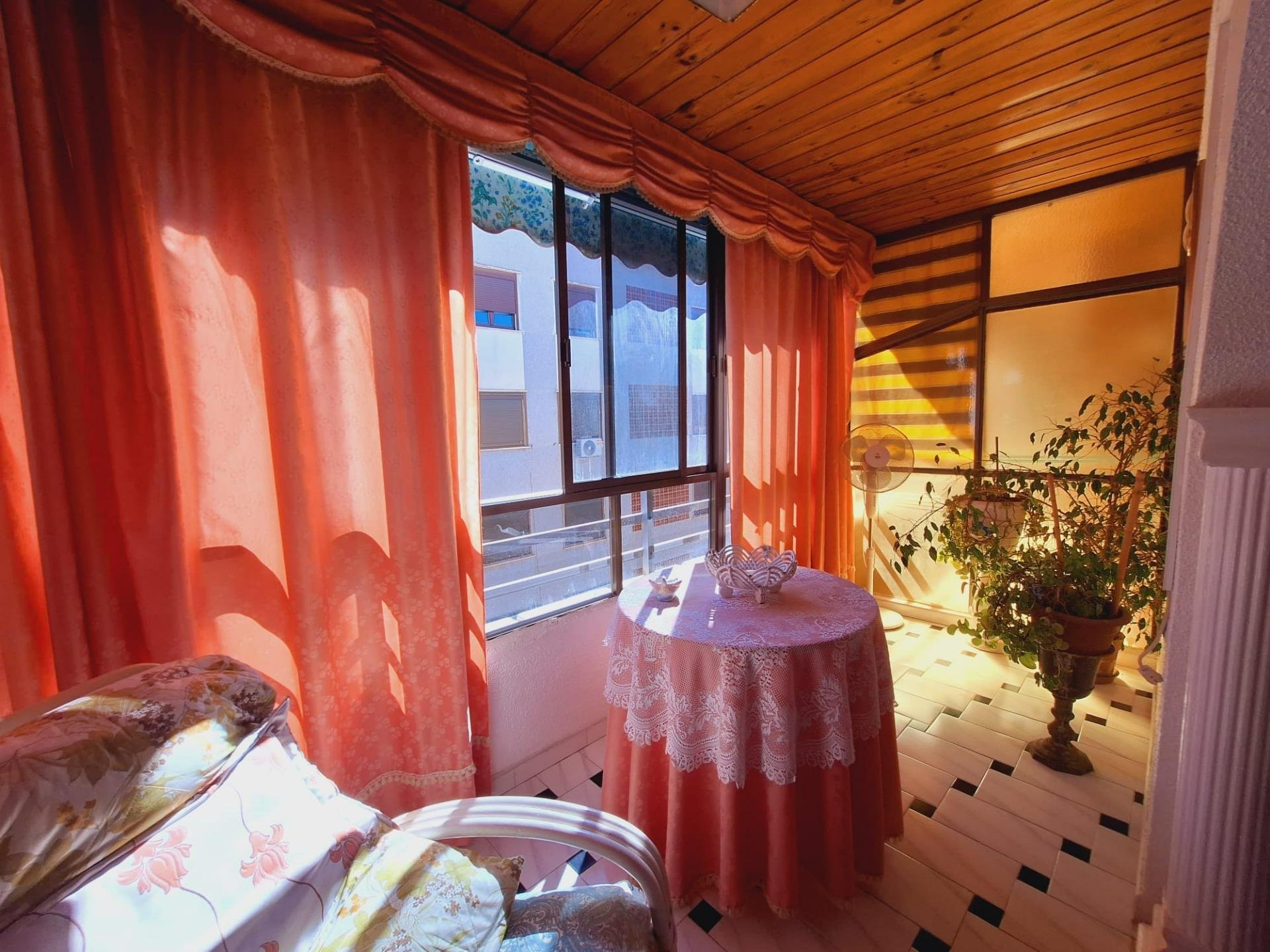 Apartament w Torrevieja, Alicante, Hiszpania 1 sypialnia, 93 mkw. nr 182934