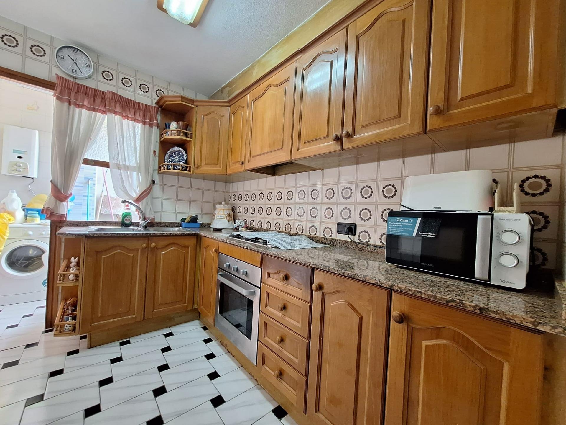 Apartament w Torrevieja, Alicante, Hiszpania 1 sypialnia, 93 mkw. nr 182934