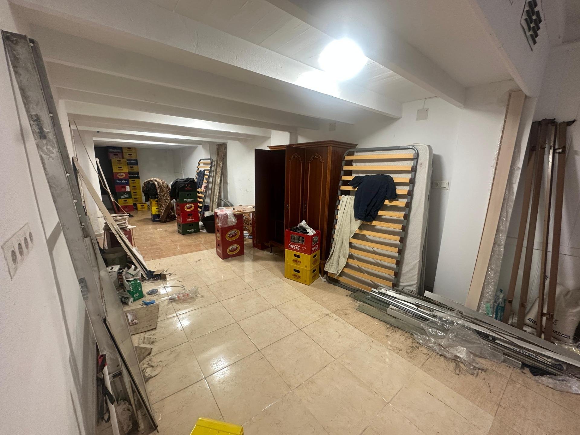 Commercial property à Alicante, Espagne 2 chambres, 63 m2 No. 182937