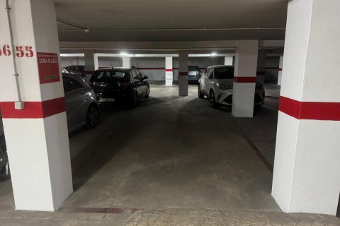 Garage in Torrevieja, Alicante, Spain 22 sq.m. No. 182931
