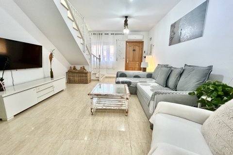 Продажа дуплекса в Сан-Педро-дель-Пинатар, Мурсия, Испания 4 спальни, 180м2 №180139 - фото 7