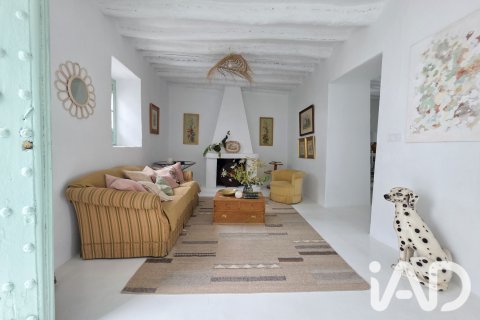 House for sale in Riogordo, Malaga, Spain 2 bedrooms, 202 sq.m. No. 188212 - photo 4