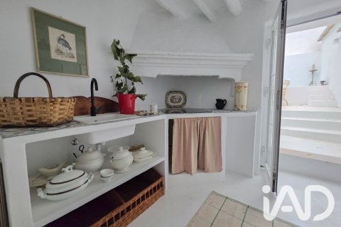 House for sale in Riogordo, Malaga, Spain 2 bedrooms, 202 sq.m. No. 188212 - photo 9