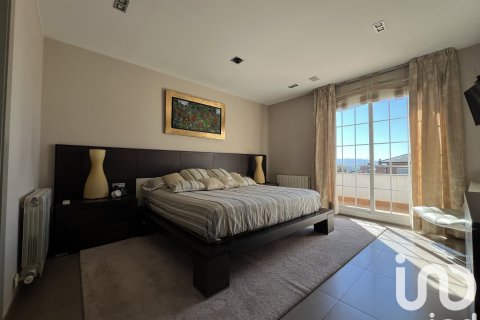 Hus till salu i Palau-Solita I Plegamans, Barcelona, Spanien 4 sovrum, 397 kvm. Nr. 153097 - foto 15