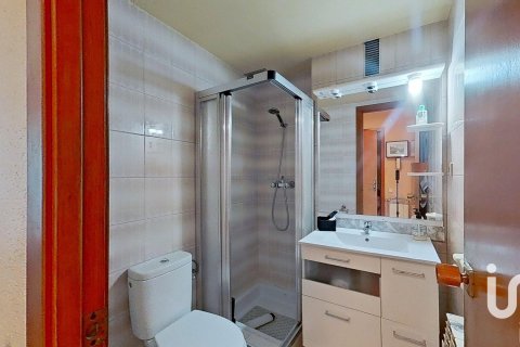 Kamienica w El Vendrell, Tarragona, Hiszpania 5 sypialni, 231 mkw. nr 153101 – zdjęcie 11