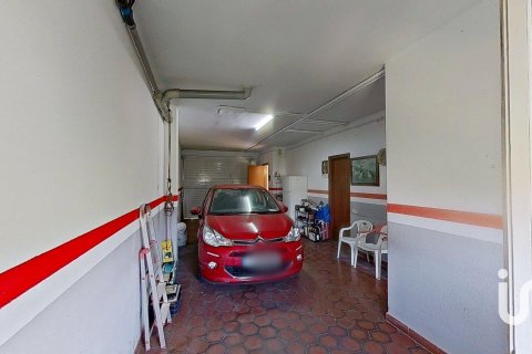 Kamienica w El Vendrell, Tarragona, Hiszpania 5 sypialni, 231 mkw. nr 153101 – zdjęcie 21