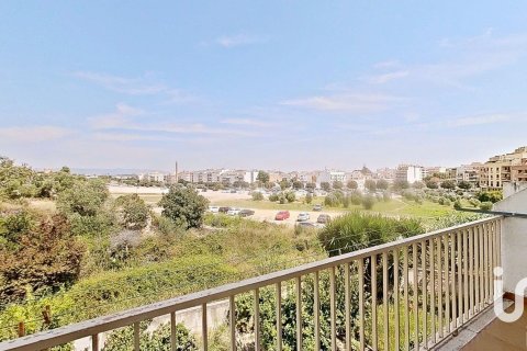 Kamienica w El Vendrell, Tarragona, Hiszpania 5 sypialni, 231 mkw. nr 153101 – zdjęcie 19