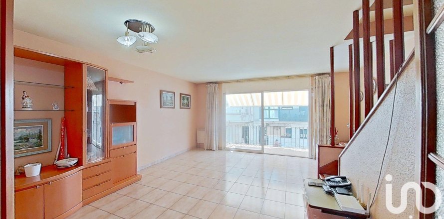 Kamienica w El Vendrell, Tarragona, Hiszpania 5 sypialni, 231 mkw. nr 153101