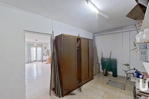 Kamienica w El Vendrell, Tarragona, Hiszpania 5 sypialni, 231 mkw. nr 153101 – zdjęcie 25