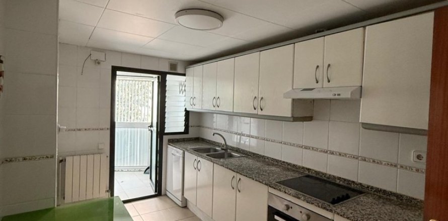 Квартира в Вила-Сека, Таррагона, Испания 3 спальни, 103м2 №153098