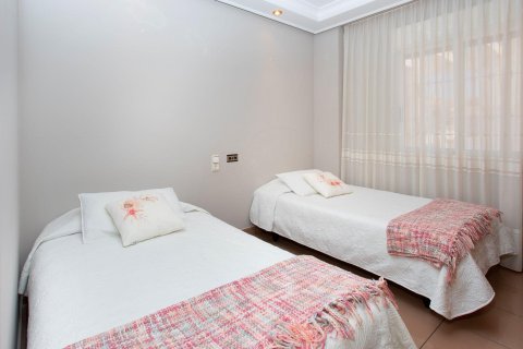 Villa pārdošanā Torrevieja, Alicante, Spānijā 180 m2 Nr. 195888 - attēls 14