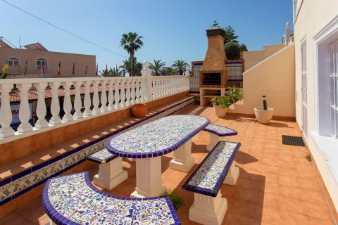 Villa pārdošanā Torrevieja, Alicante, Spānijā 180 m2 Nr. 195888 - attēls 6