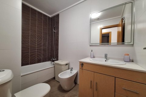 Apartament w Torrevieja, Alicante, Hiszpania 1 sypialnia, 62 mkw. nr 146848 – zdjęcie 6