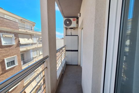 Apartament w Torrevieja, Alicante, Hiszpania 1 sypialnia, 62 mkw. nr 146848 – zdjęcie 21