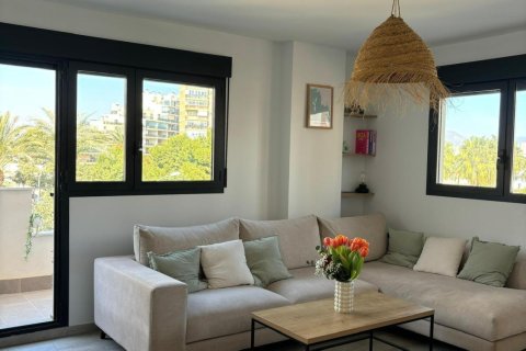 Продажа квартиры в Аликанте, Испания 2 спальни, 86м2 №146846 - фото 16