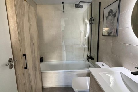 Продажа квартиры в Аликанте, Испания 2 спальни, 86м2 №146846 - фото 12