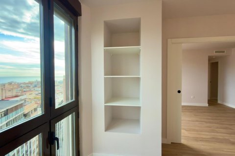 Apartament w Alicante, Hiszpania 3 sypialnie, 77.99 mkw. nr 146845 – zdjęcie 27