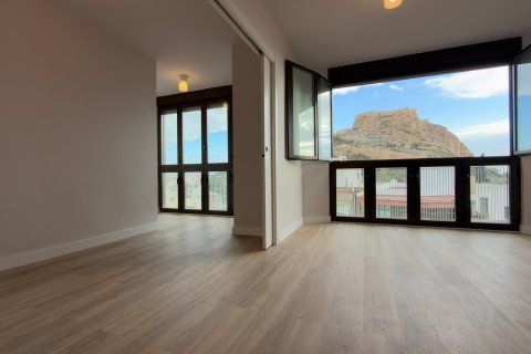 Apartament w Alicante, Hiszpania 3 sypialnie, 77.99 mkw. nr 146845 – zdjęcie 23
