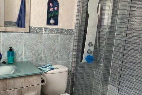 Wohnung zum Verkauf in Torrevieja, Alicante, Spanien 3 Schlafzimmer, 80 m2 Nr. 160870 - Foto 17