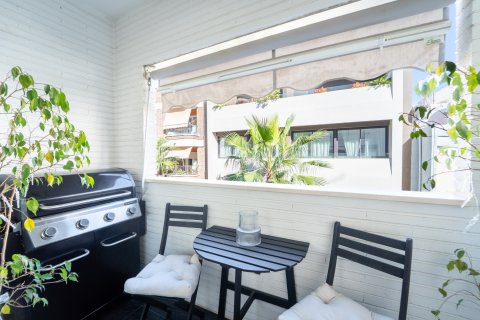 Wohnung zum Verkauf in Torrevieja, Alicante, Spanien 3 Schlafzimmer, 101 m2 Nr. 160873 - Foto 2