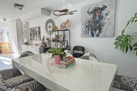 Townhouse zum Verkauf in Villamartin, Alicante, Spanien 2 Schlafzimmer, 91 m2 Nr. 160872 - Foto 9