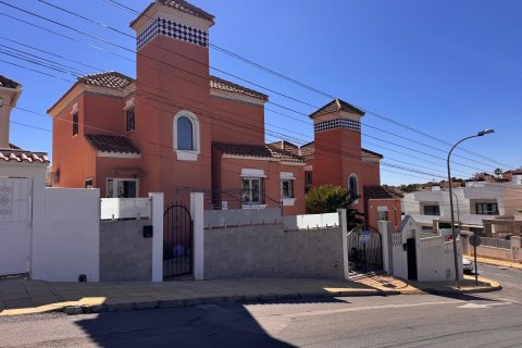 Villa zum Verkauf in San Miguel de Salinas, Alicante, Spanien 3 Schlafzimmer, 150 m2 Nr. 160867 - Foto 2
