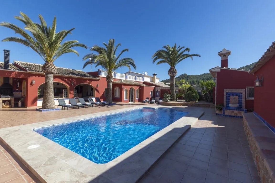 Villa en Lliber, Alicante, España 12 dormitorios, 670 m2 No. 80255