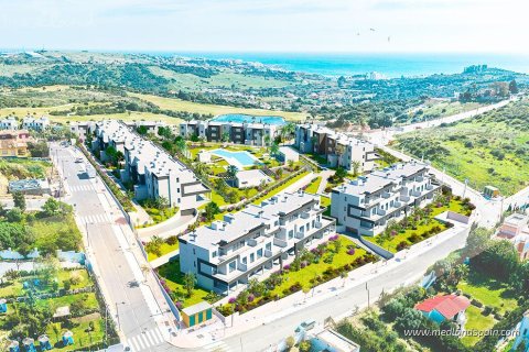 Apartment à vendre à Estepona, Malaga, Espagne, 3 chambres, 102 m2 No. 143900 - photo 3