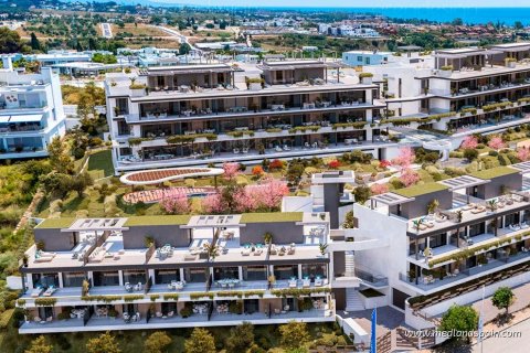 Apartment for sale in Estepona, Malaga, Spain 3 bedrooms, 180 sq.m. No. 143896 - photo 1