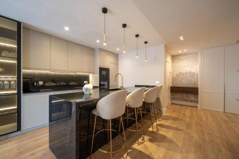 Wohnung zum Verkauf in Madrid, Spanien 3 Schlafzimmer, 235 m2 Nr. 165780 - Foto 14