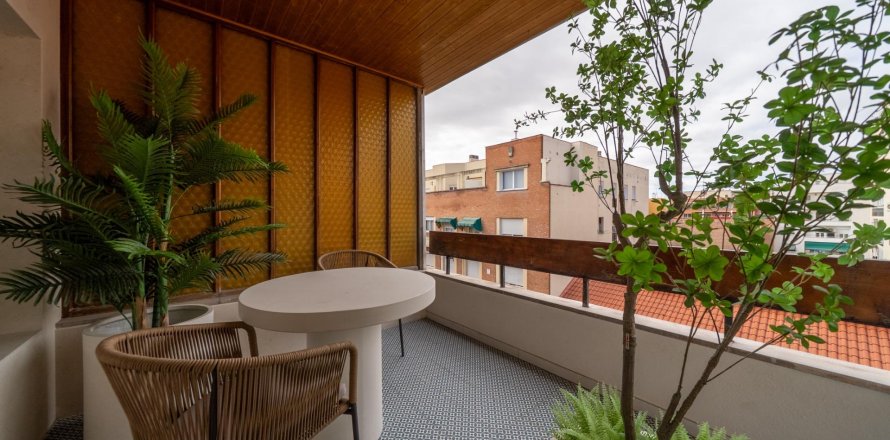 Wohnung in Madrid, Spanien 3 Schlafzimmer, 235 m2 Nr. 165780