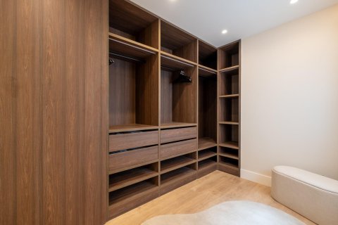 Wohnung zum Verkauf in Madrid, Spanien 3 Schlafzimmer, 235 m2 Nr. 165780 - Foto 28