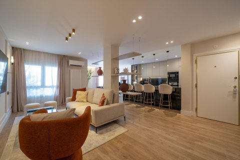 Wohnung zum Verkauf in Madrid, Spanien 3 Schlafzimmer, 235 m2 Nr. 165780 - Foto 4