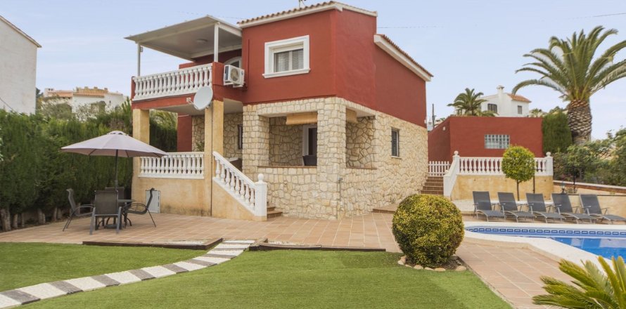 Huvila Calpe, Alicante, Espanja 4 makuuhuonetta, 243 m2 No. 146930