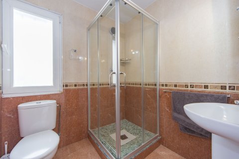 Huvila myytävänä Calpe, Alicante, Espanja, 4 makuuhuonetta, 243 m2 No. 146930 - kuva 23