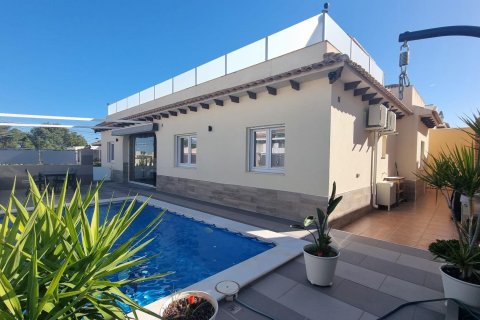 Willa w Los Balcones, Alicante, Hiszpania 4 sypialnie, 240 mkw. nr 165830 – zdjęcie 1