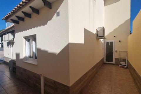 Willa w Los Balcones, Alicante, Hiszpania 4 sypialnie, 240 mkw. nr 165830 – zdjęcie 15